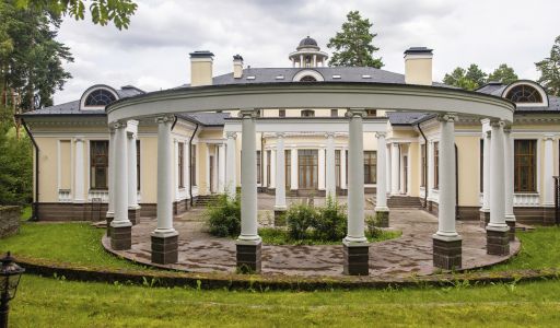 Классический особняк в Николино