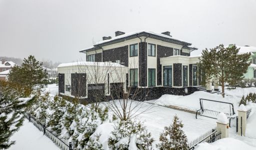 Стильный дом в КП Крона