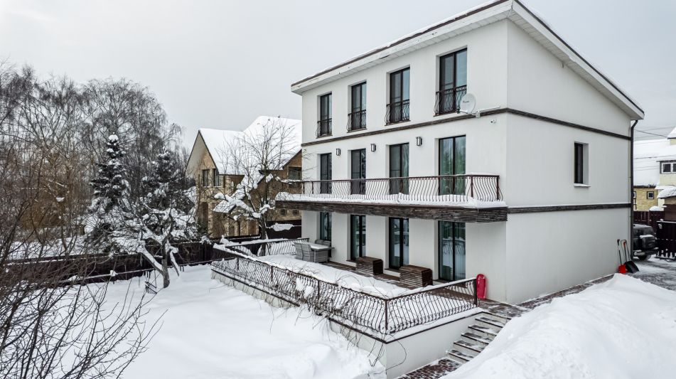 Стильный дом в СНТ Хуторок