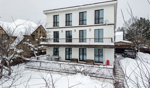 Стильный дом в СНТ Хуторок