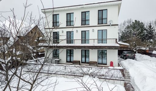 Стильный дом в СНТ Хуторок