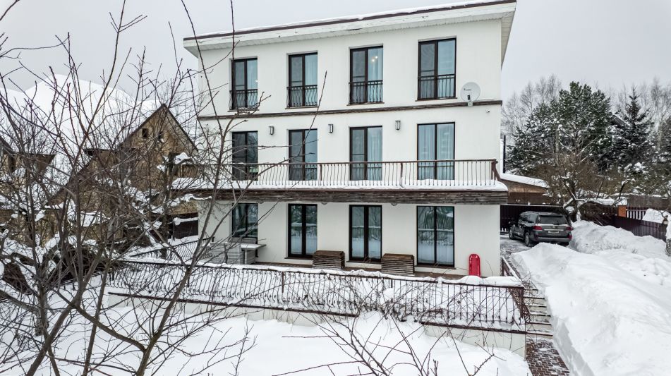 Стильный дом в СНТ Хуторок