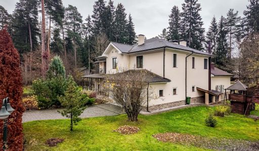 Классический дом в КП Поречье