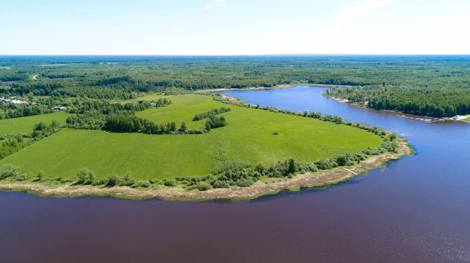 Участок в поселке Александровка