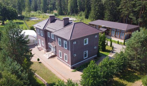 Загородная резиденция Grass Park