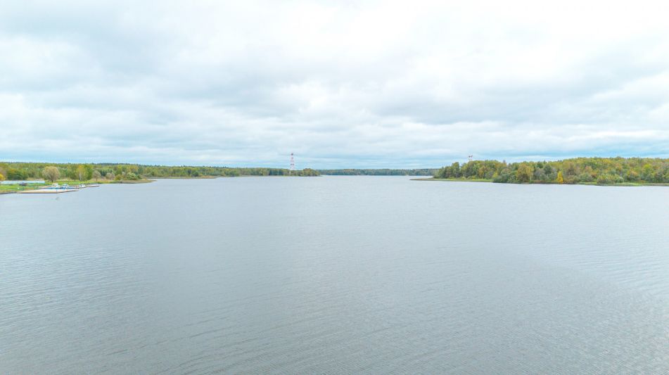 Участок на первой линии Витенево