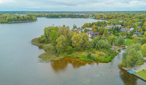 Участок на первой линии Витенево