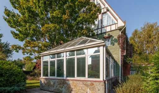 Дом с бассейном в КП Урожай