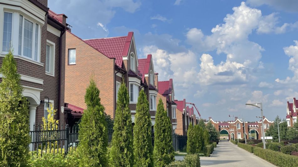 Дом без отделки в КП Британика