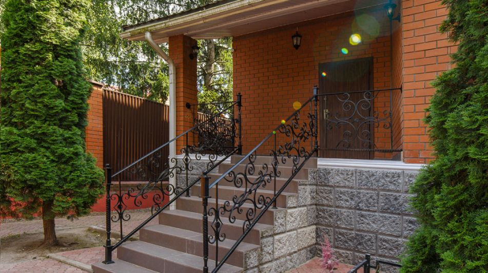 Дом с выходом к воде в Сорокино