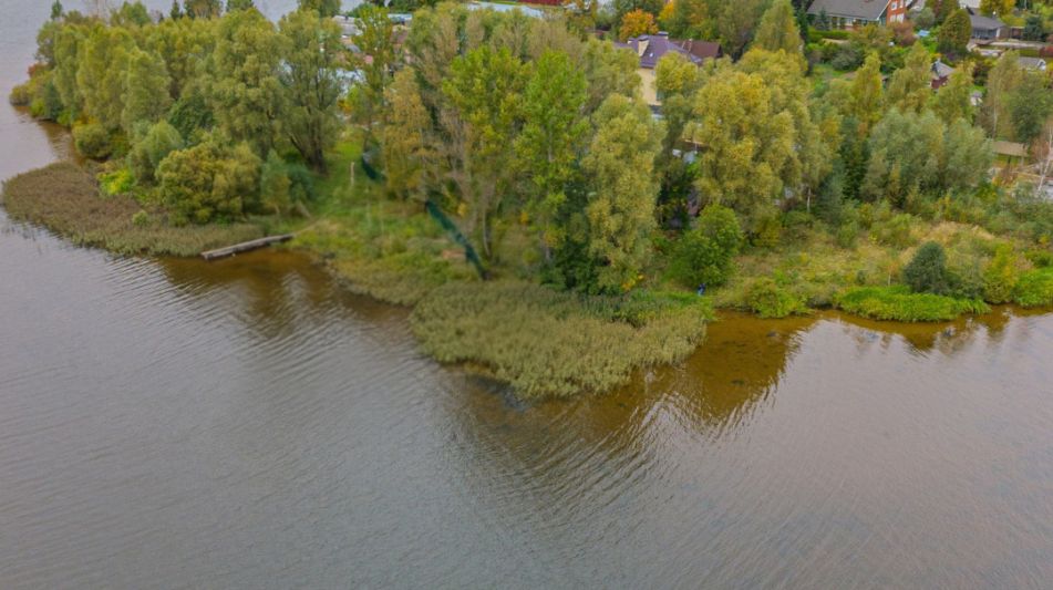 Участок на первой линии Витенево