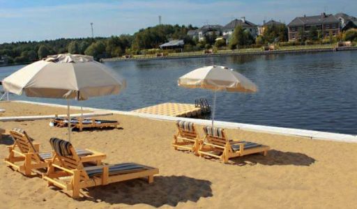 Дом под отделку в поселке Дубрава