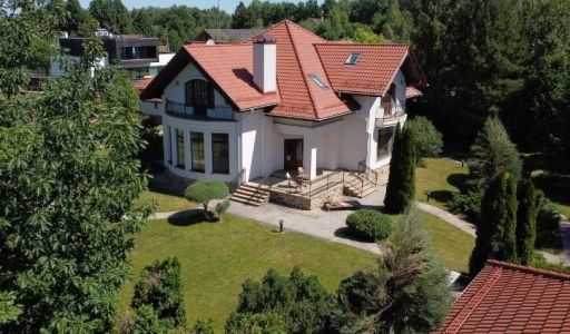 Стильный дом в КП Лесное озеро