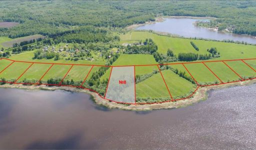 Участок с видом на Волгу