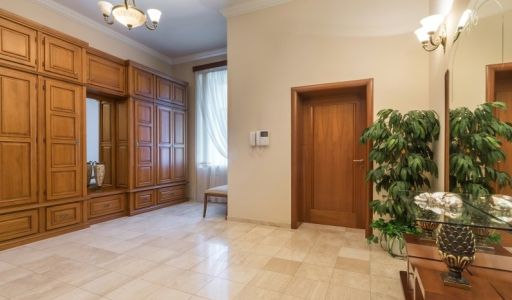 Дом с бассейном в КП Тайм-2