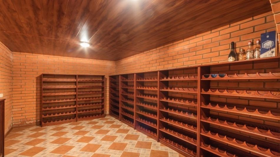 Дом с бассейном в КП Тайм-2