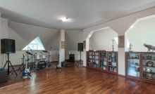 Дом с бассейном в КП Тайм-2