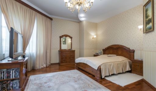 Дом с бассейном в КП Тайм-2