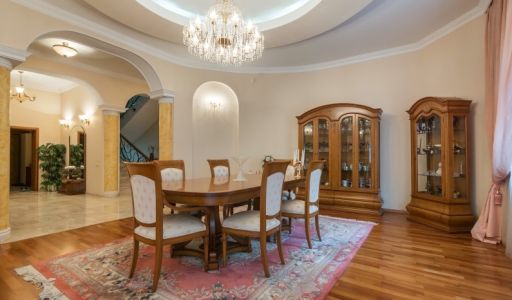 Дом с бассейном в КП Тайм-2