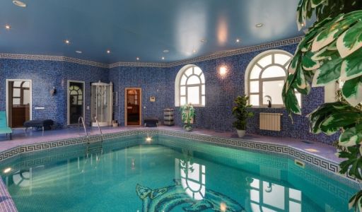 Дом с бассейном в КП Тайм-2