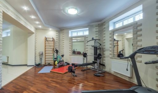 Дом с бассейном в КП Тайм-2