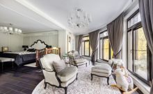 Стильный дом в Иславском