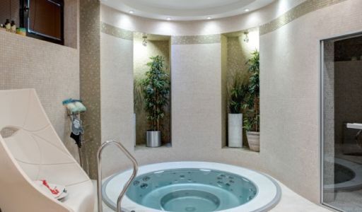 Стильный дом в Иславском