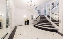 Стильный дом в Иславском