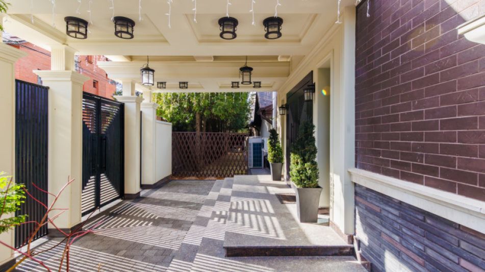 Стильный дом в Иславском