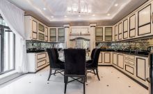 Стильный дом в Иславском