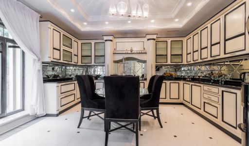 Стильный дом в Иславском