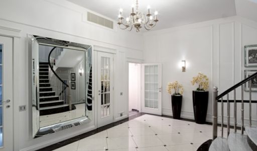 Стильный дом в Иславском