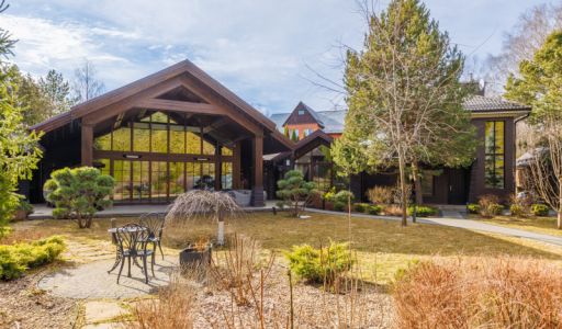 Стильный дом в Иславском