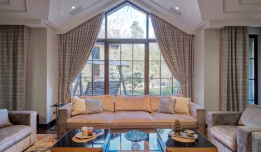 Стильный дом в Иславском