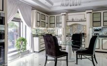 Стильный дом в Иславском