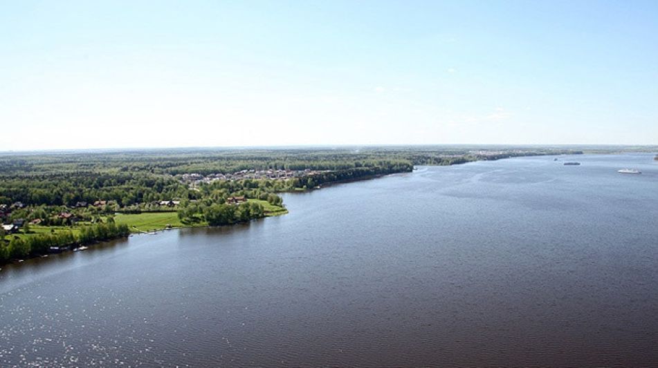 Участок рядом с водой в Витенево