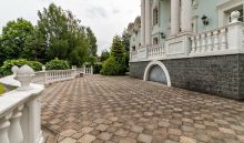 Классический дом в КП Ларюшино-2