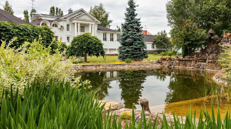 Классический дом в КП Ларюшино-2