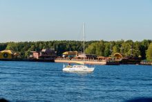 Дом с выходом к воде в Сорокино