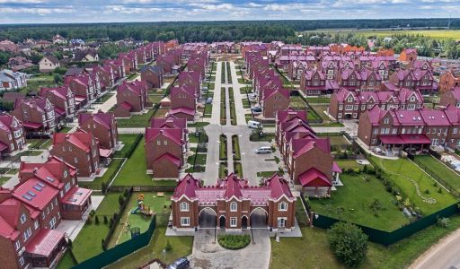 Дом без отделки в КП Британика