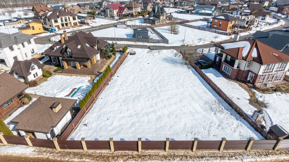 Участок в КП Пестово Лайф