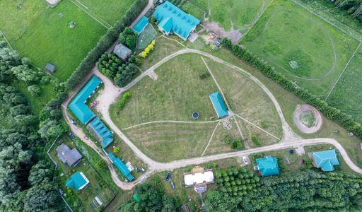 Поместье  на берегу реки Нерль
