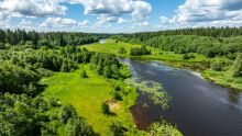 Поместье  на берегу реки Нерль