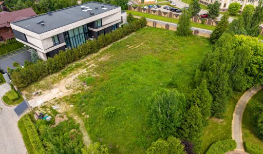 Участок в центре КП Гринфилд