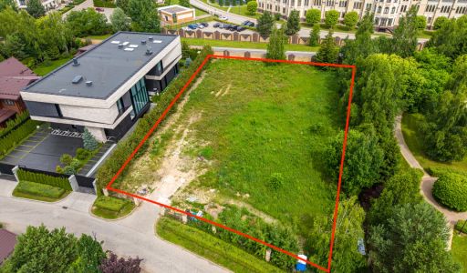 Участок в центре КП Гринфилд
