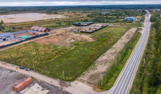 Участок под коммерцию в Карасино