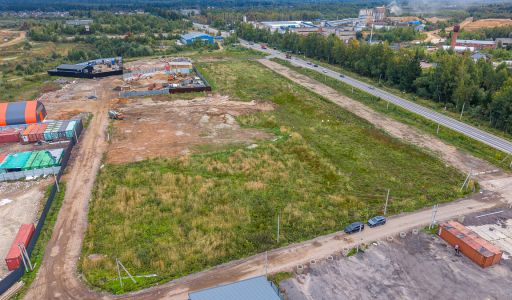 Участок под коммерцию в Карасино
