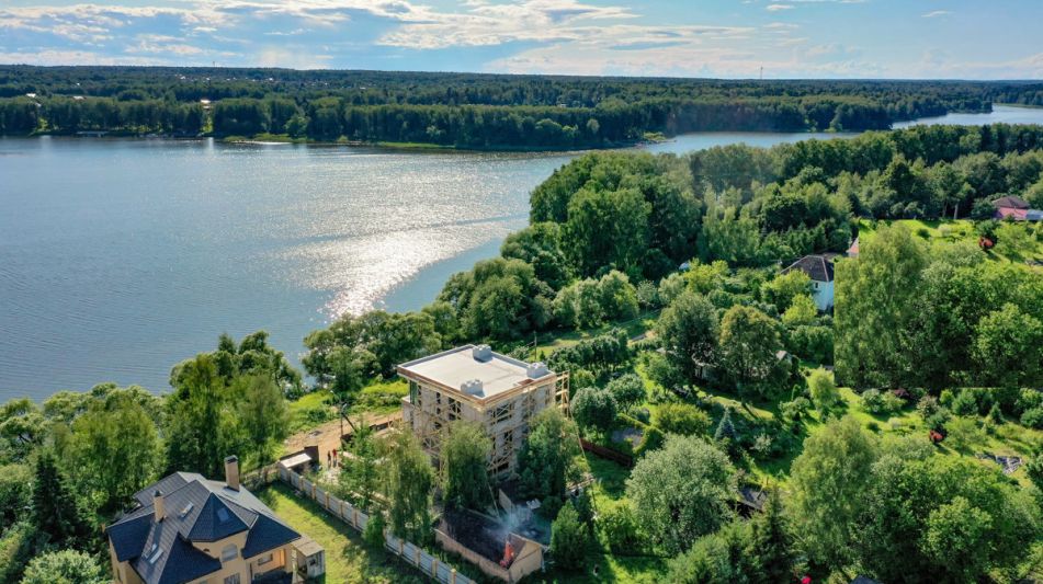 Дом у воды в Тимофеево