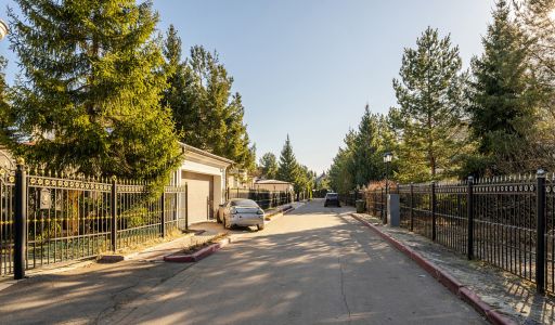 Дом в Новахово со своими соснами