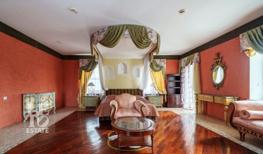 Усадьба в КП Малые Бережки